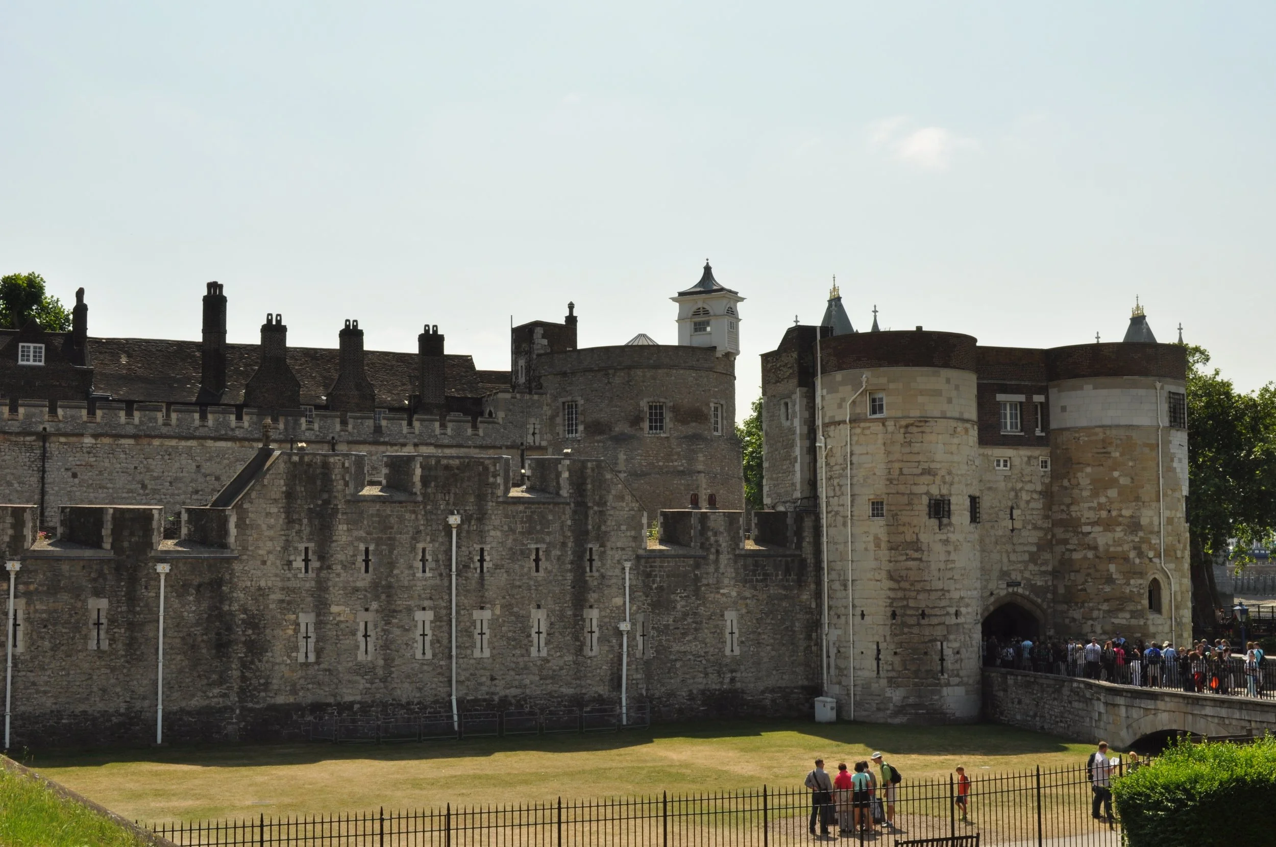 0713 Britain 08 London Tower 01.jpg