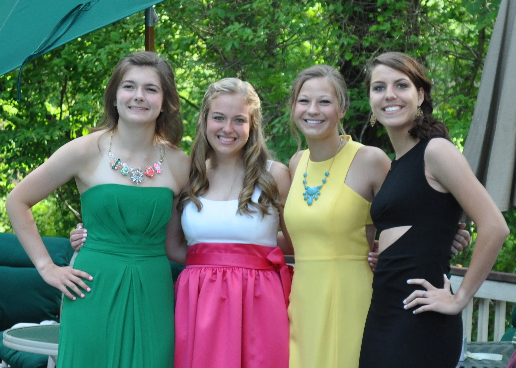 0514 Ava Prom Anna Annalee Maggie.jpg