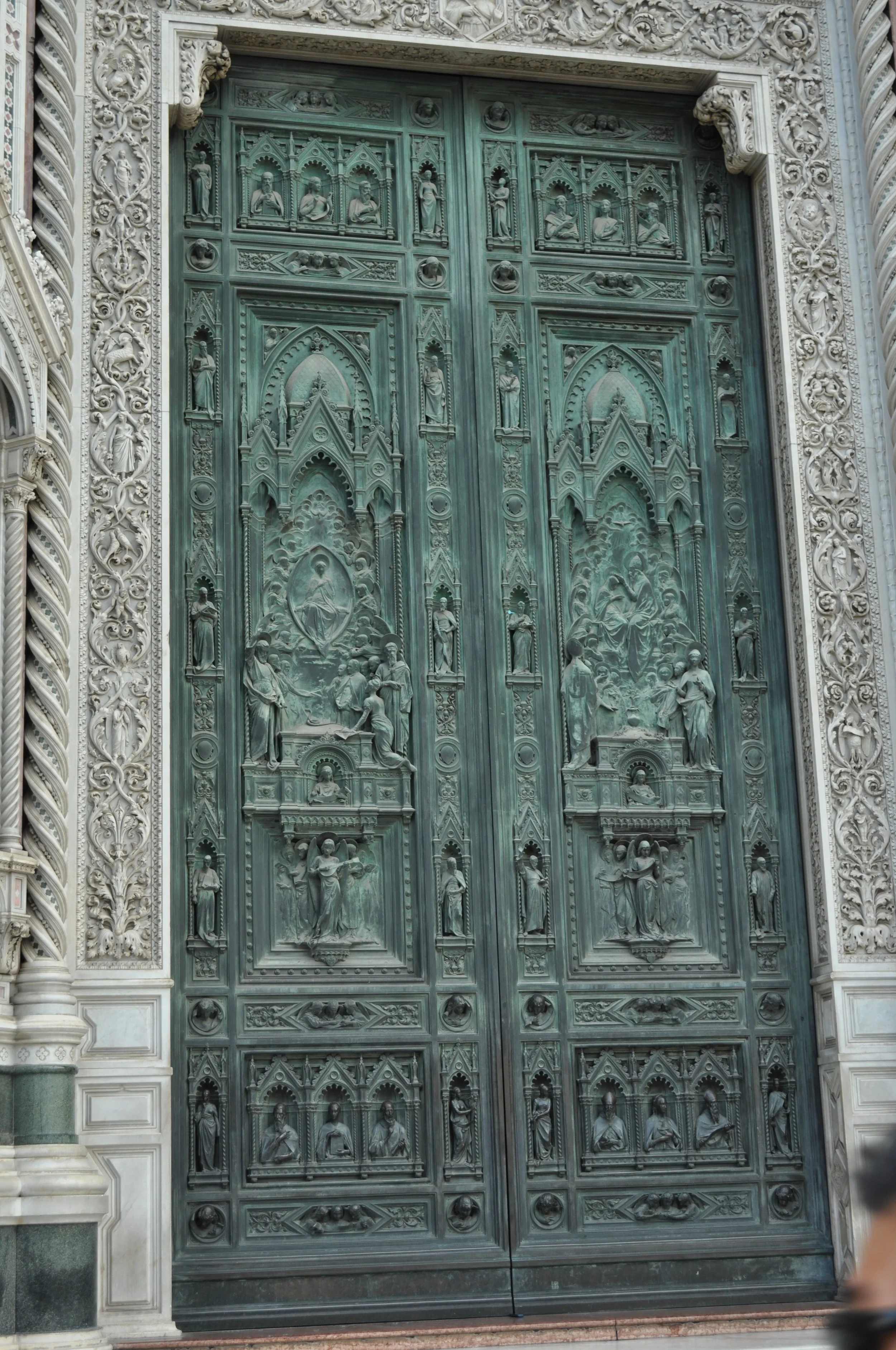 1014 Italy Duomo Doors 2.jpg