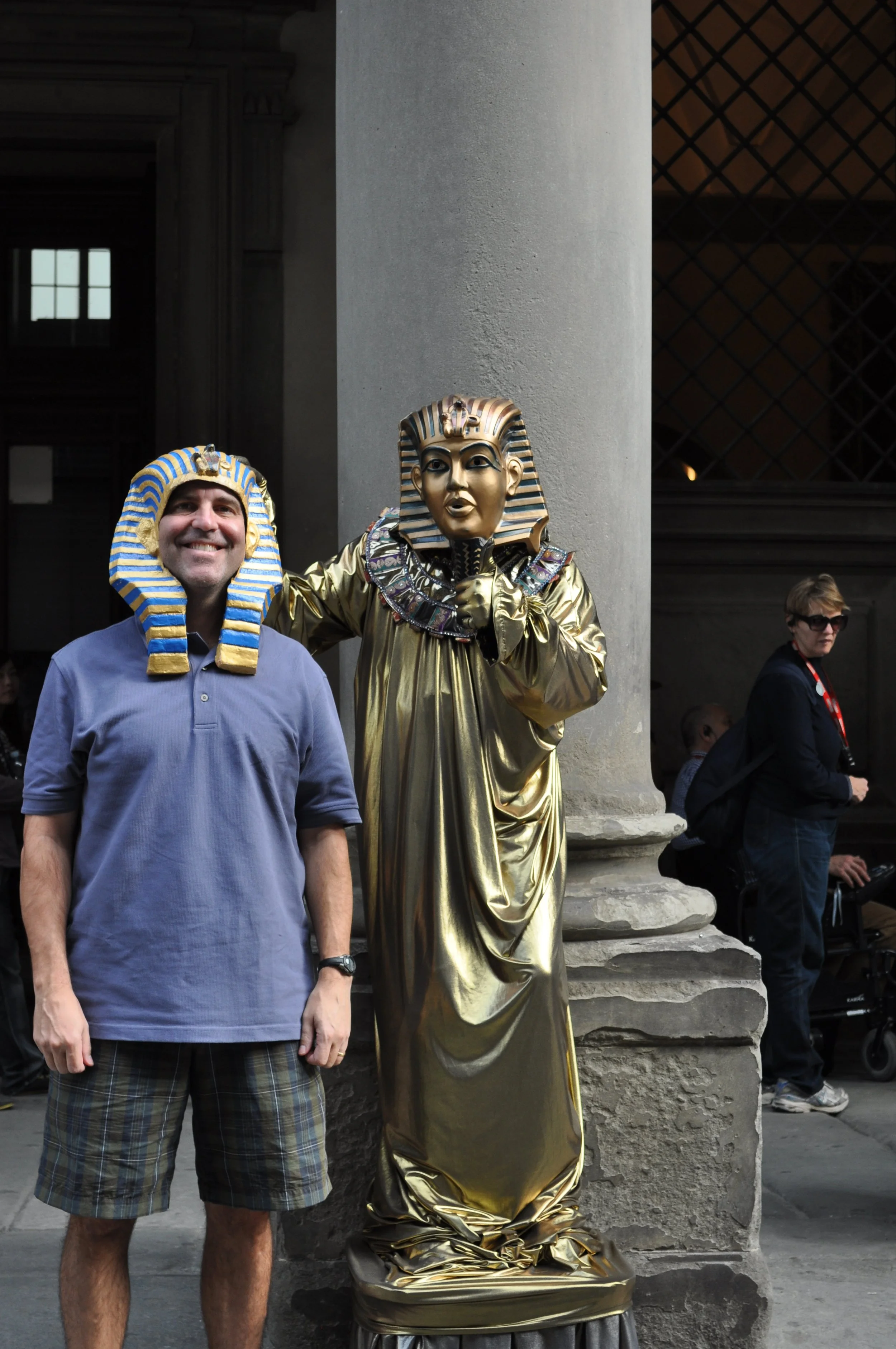 1014 Italy John King Tut.jpg