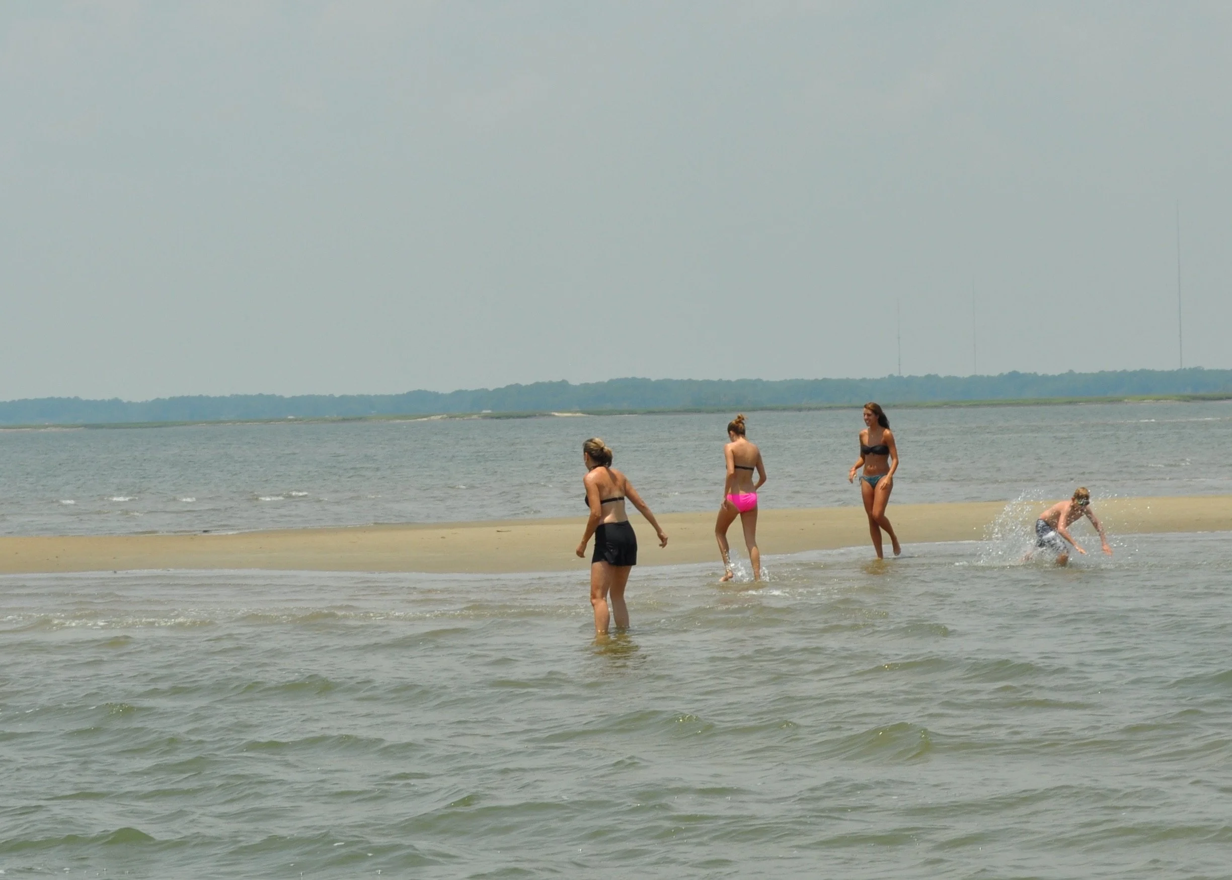0714 09 Boat Family Sandbar.jpg