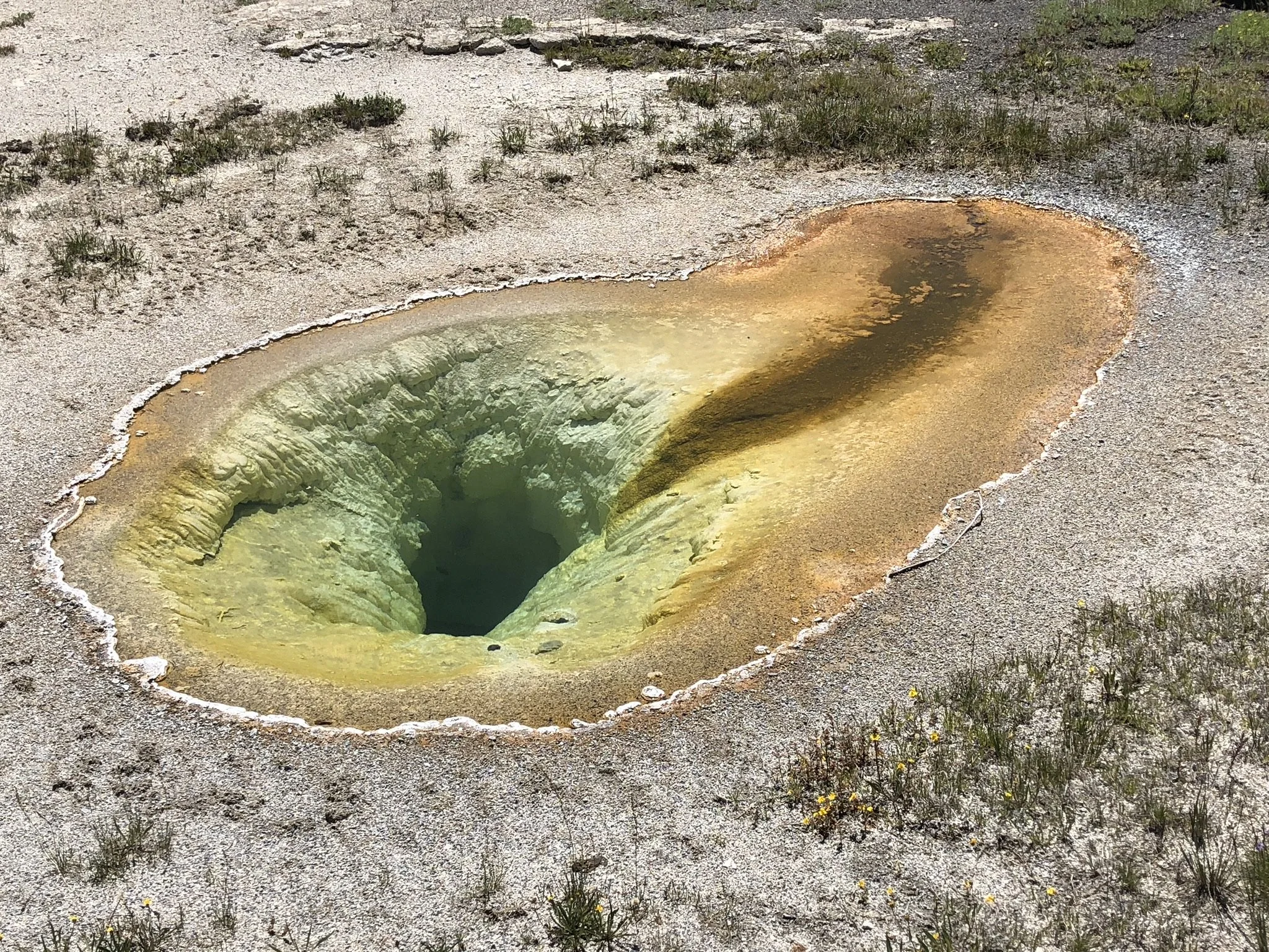 062618 WY Yellowstone Geysers 8.jpg