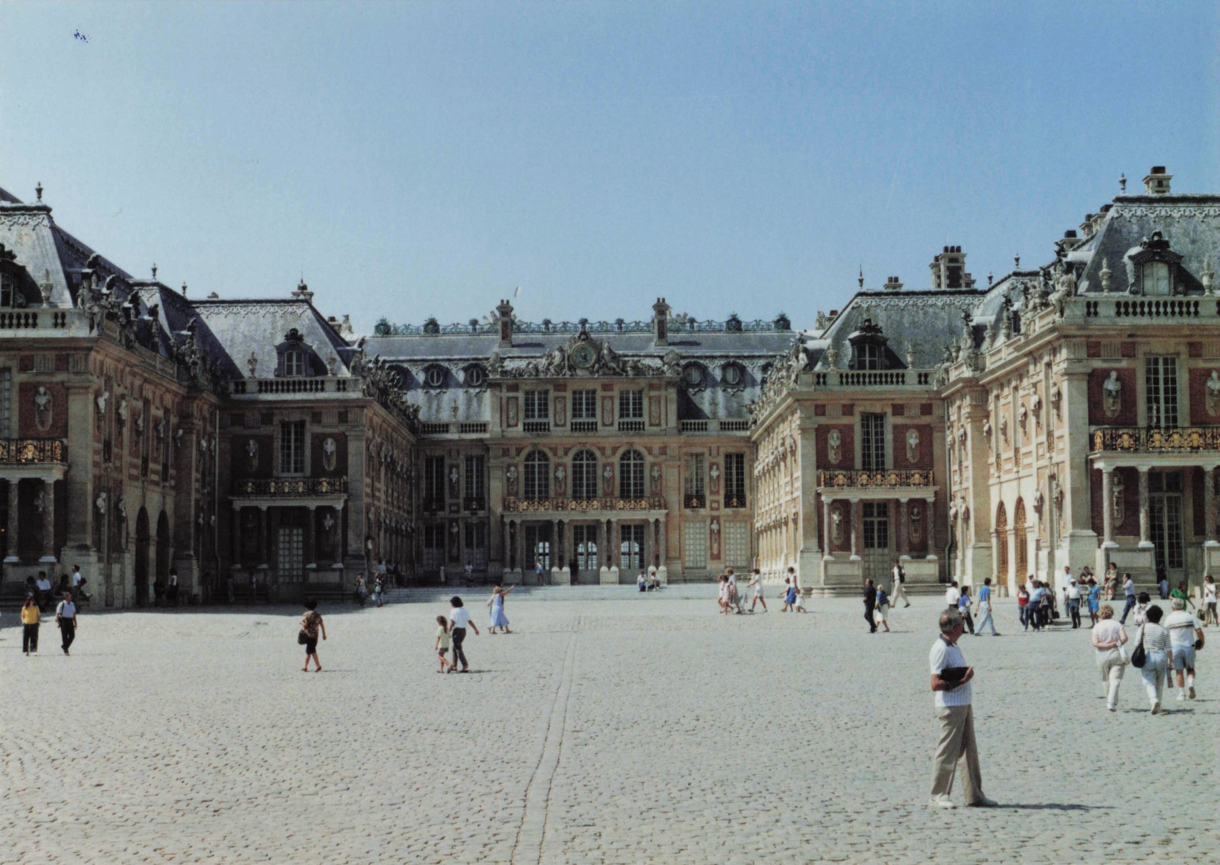 1989 Honeymoon_0036.jpg