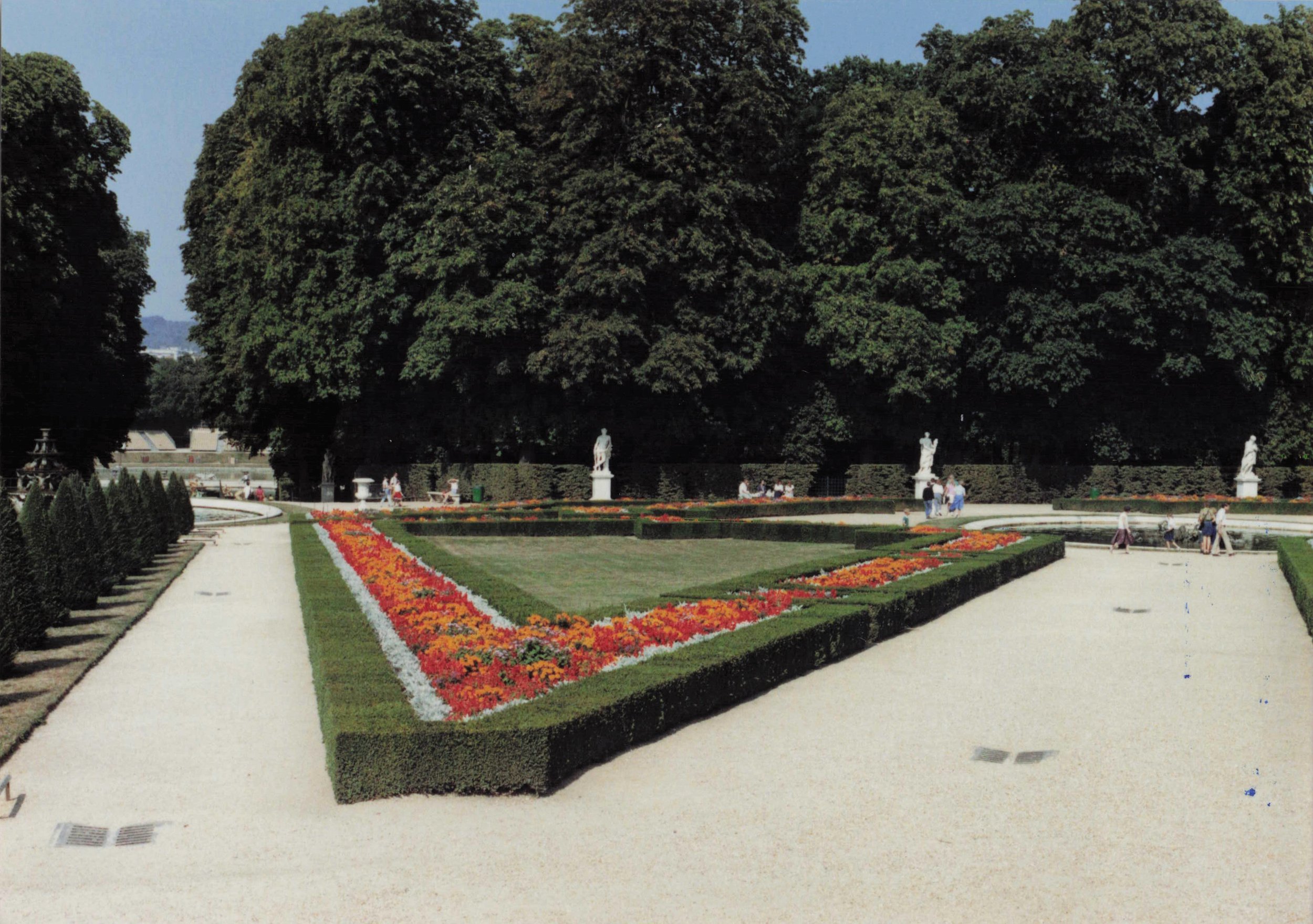 1989 Honeymoon_0040.jpg