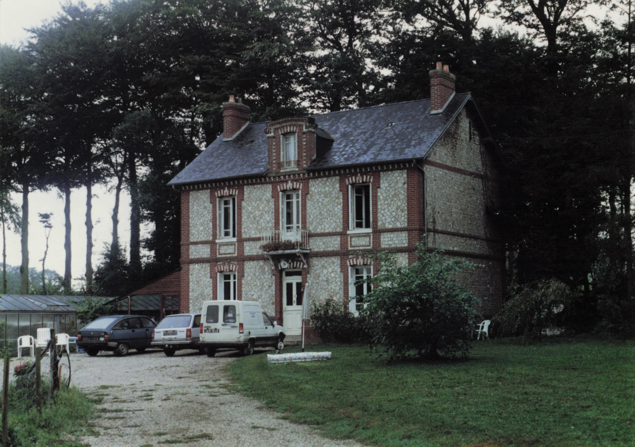 1989 Honeymoon_0053.jpg