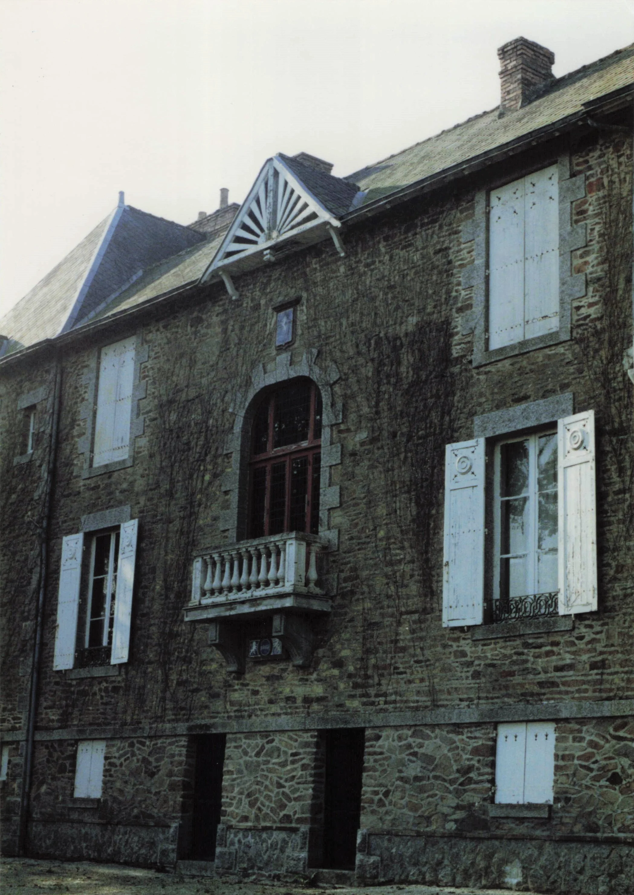 1989 Honeymoon_0068.jpg