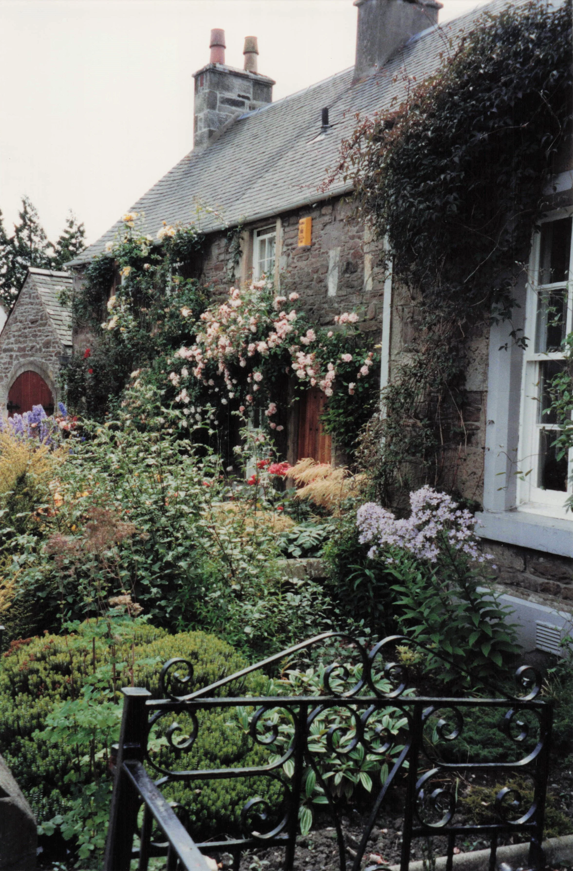 1993 Scotland_0032.jpg