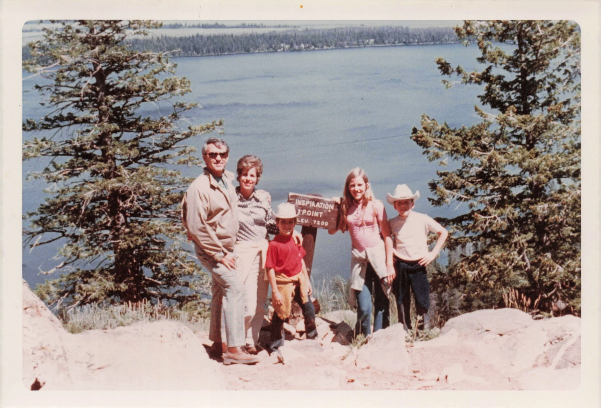 Shomaker_Family_00030.jpg