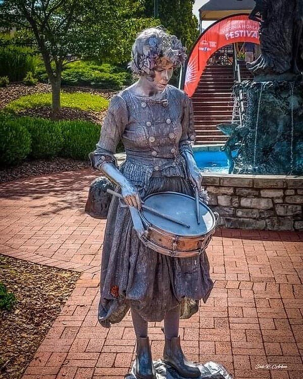 If you missed The Silver Drummer Girl, don't worry! She'll be out and about next Saturday, July 30 from 10 am - 2 pm for an encore. Check this page for location 🥰

#shareabingdon #adventureabingdon #visitabingdon #vahighlandsfestival #virginiaisforl