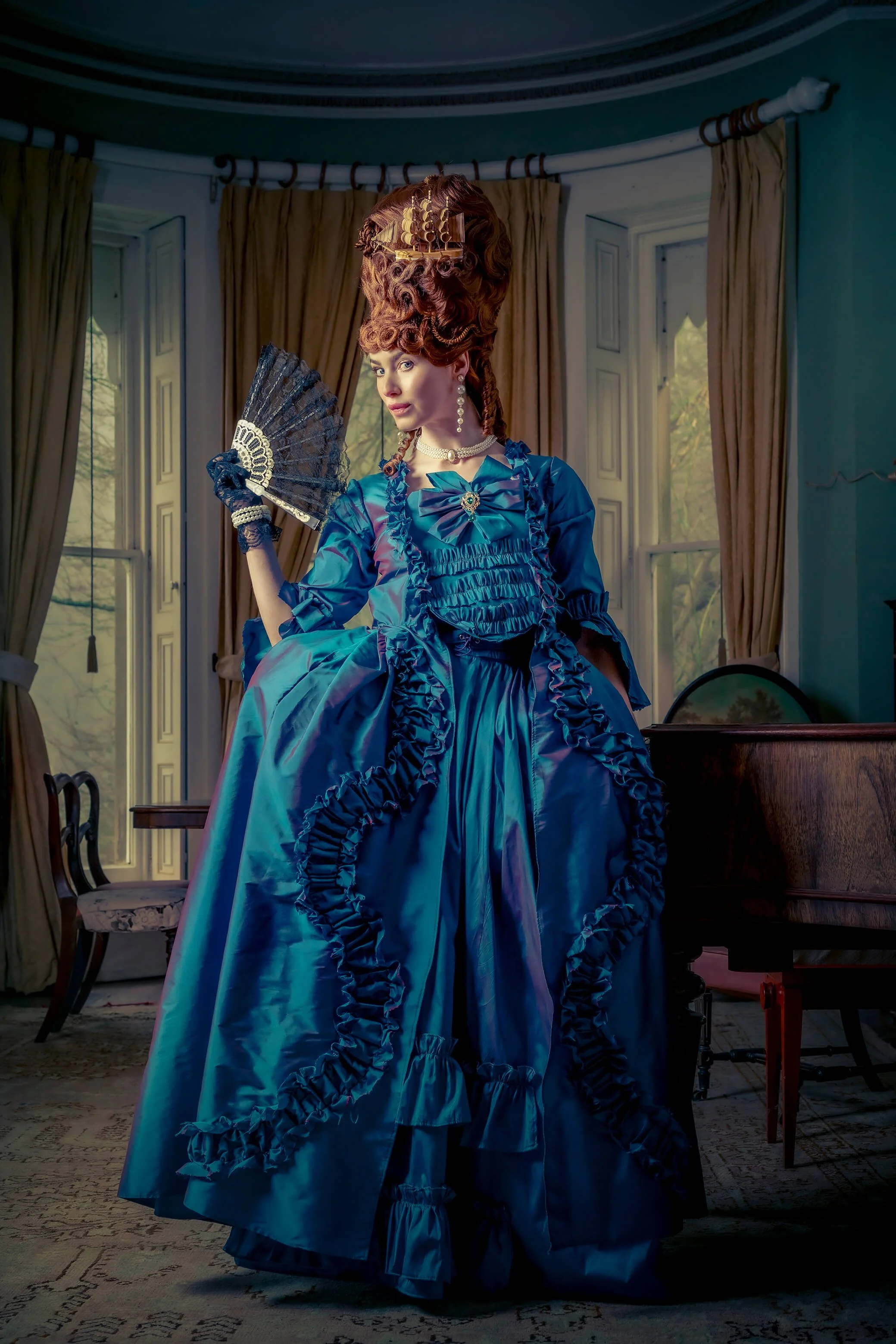 christopher-doyle-photography-rococo-wig-fashion-shoot