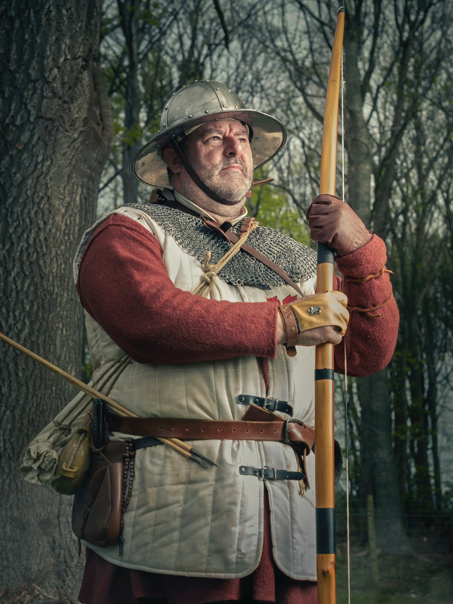 Historical re-enactor portrait of an English longbowman from the late medieval period (around the 14th to 15th century).

#reenactorphotography #livinghistory #reenactor #reenactorsofinstagram #cinematicportrait #cinematicphotography