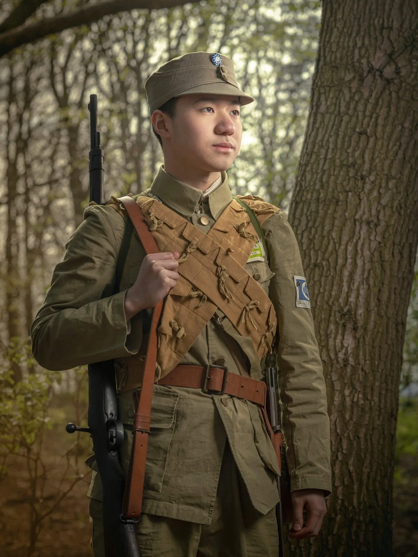 Historical re-enactor portrait of a National Revolutionary Army soldier from WWII Sino-Japanese War

#WWII #reenactorphotography #livinghistory #reenactor #reenactorsofinstagram
