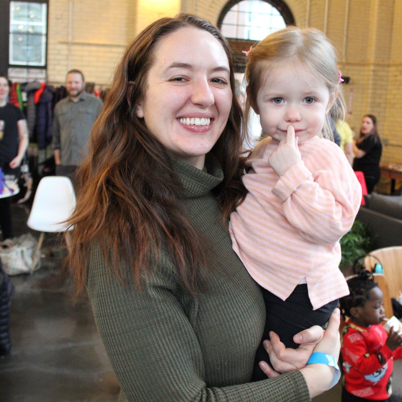 We are honoring and celebrating Mothers this week. Plan ahead by knowing what to do in Roslindale/Boston this week:
&bull;⁠ ⁠Mon 5/6: Trivia with Ticco and Matt @squarerootrozzie 
&bull;⁠ ⁠Tue 5/7: Mayor Wu&rsquo;s Coffee Hour Series will be at Mozar