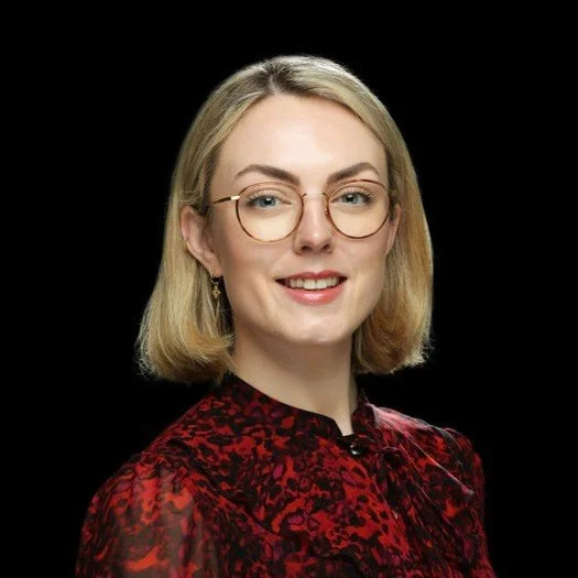 Elizabeth Nicholson.jfif