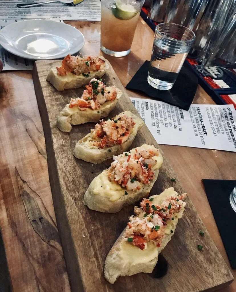 EAT & DRINK at Sailor Oyster Bar (SOB) Annapolis, MD — Taylor Gable
