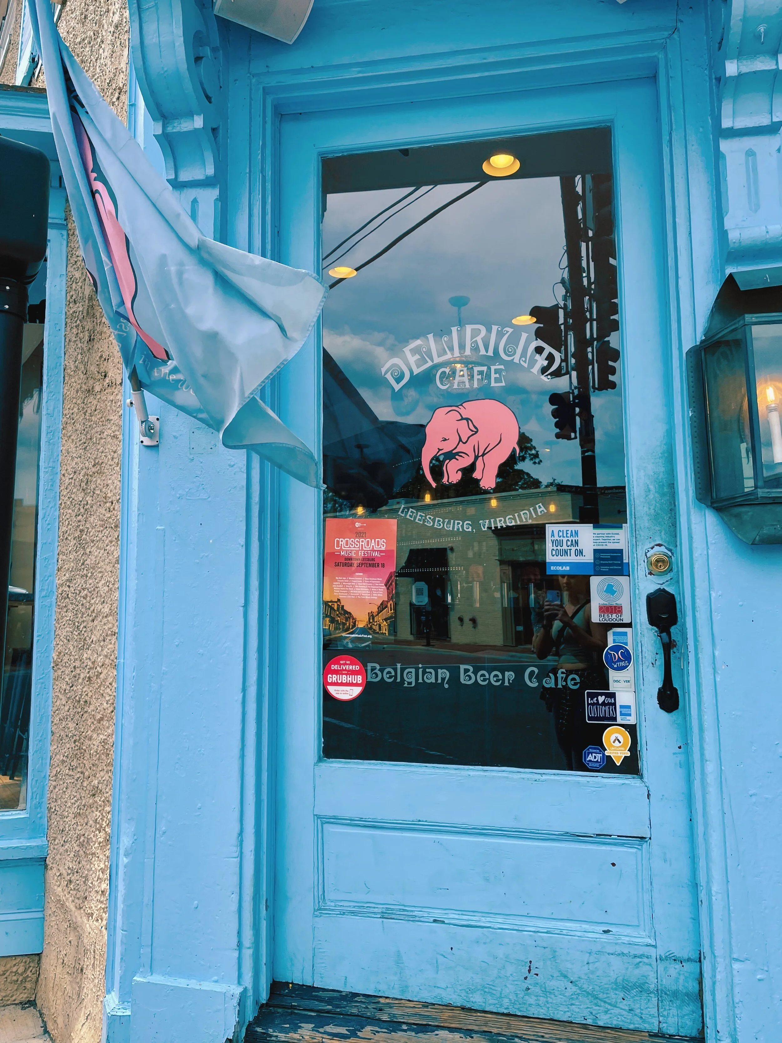 EAT & DRINK at Delirium Café Leesburg, VA — Taylor Metzger