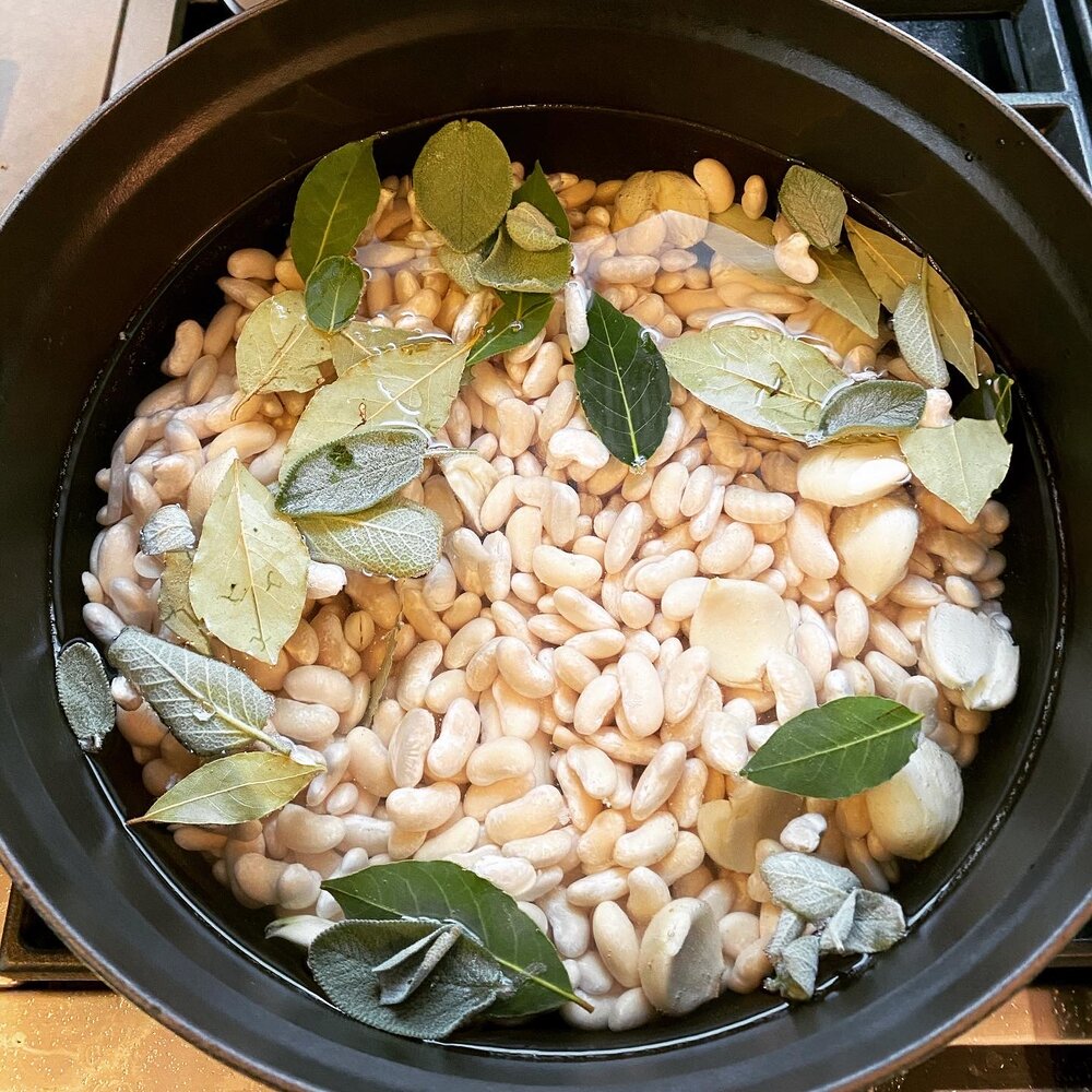 Cannellini Beans, bay leaves, sage, garlic