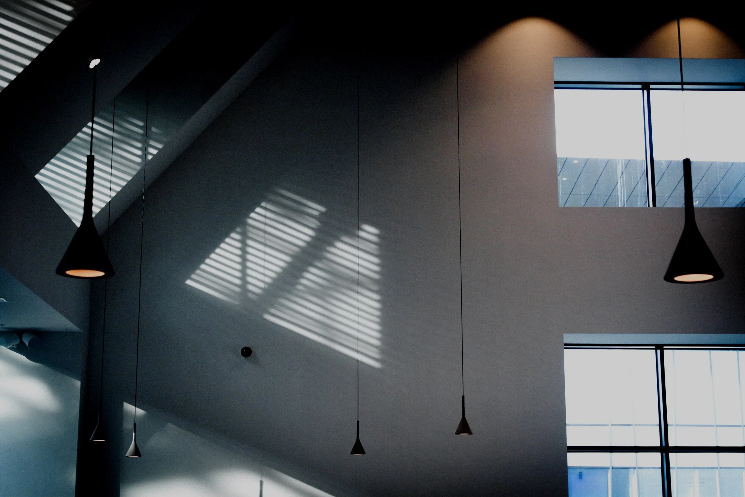 architecture-building-business-1381782.jpg