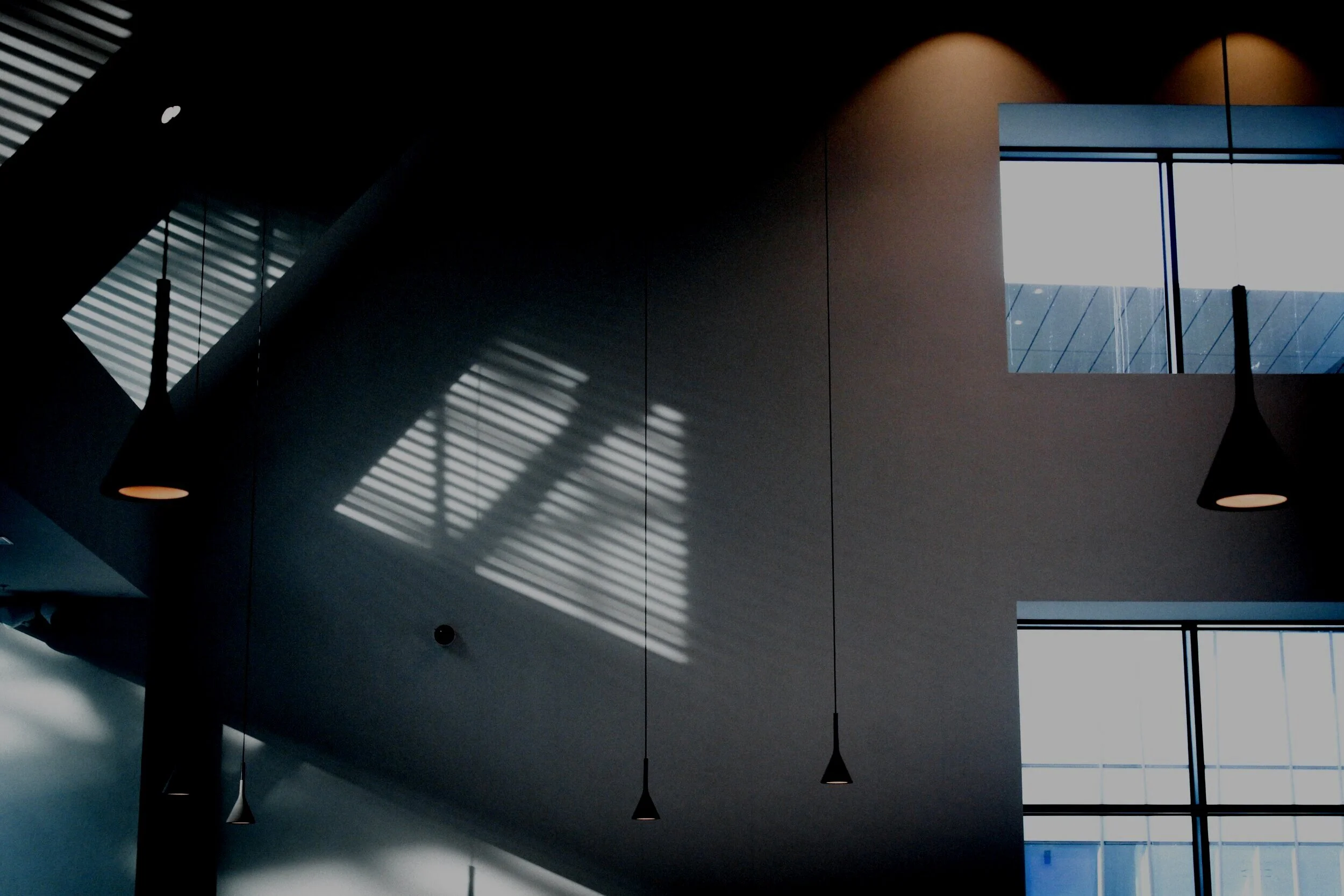 architecture-building-business-1381782.jpg