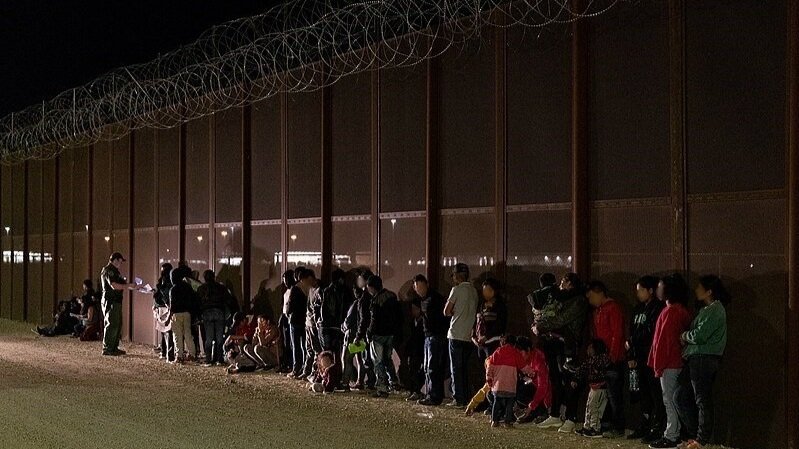 In new book, Jonathan Blitzer explains tangled web of U.S. politics and policy that helped create the border crisis