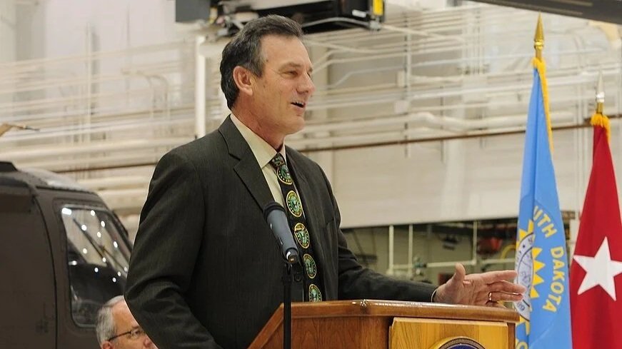 Delivering his state budget, Gov. Rhoden makes boastful, but questionable,&nbsp;claim about S.D.'s economy