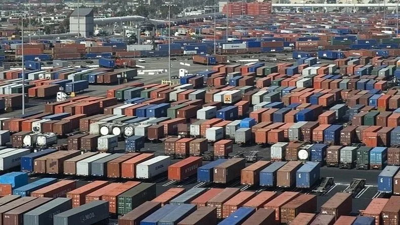 Refunds to importers expose Trump’s lies about who pays for tariffs