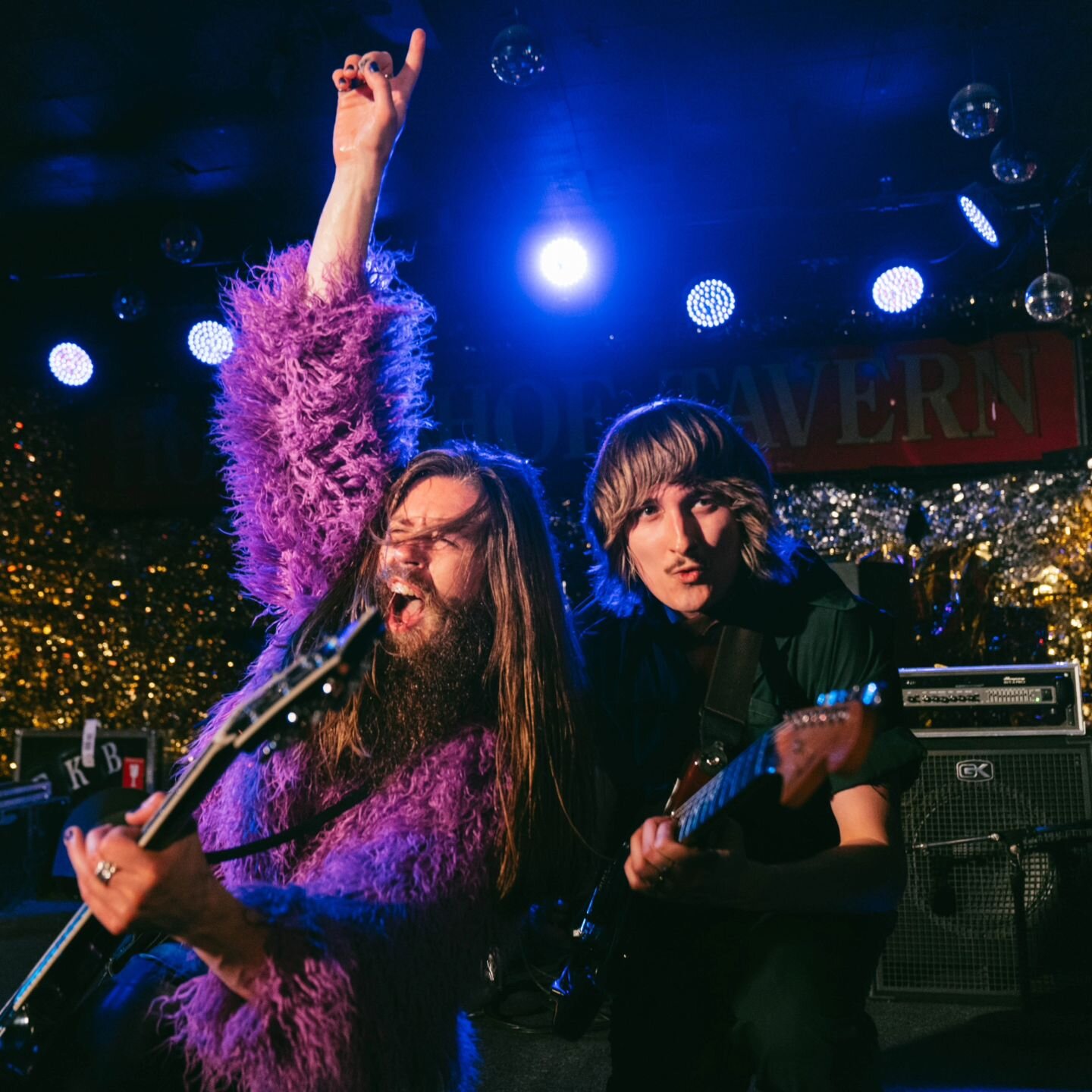 NASHVILLE!! ✨️
We are thrilled to be playing @bbowlnashville on April 18th with our pals @themedium_ @strayarcade &amp; @_kitchens_ ! Tickets are on sale NOW (Link in bio)! Grab them before they are gone! 🪩
.
📸: @joanna.roselli