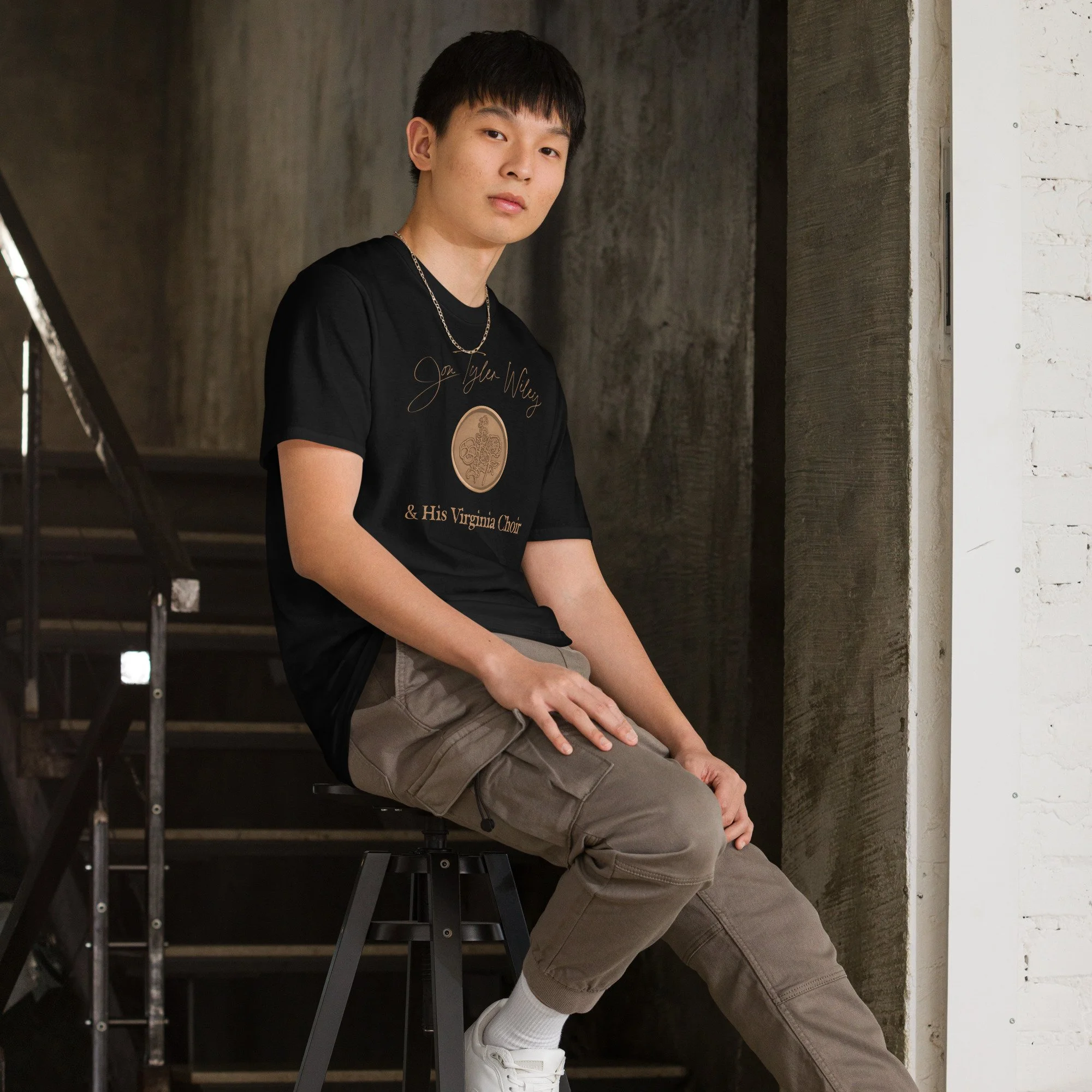 unisex-basic-softstyle-t-shirt-black-right-front-6617fa67a741f.jpg