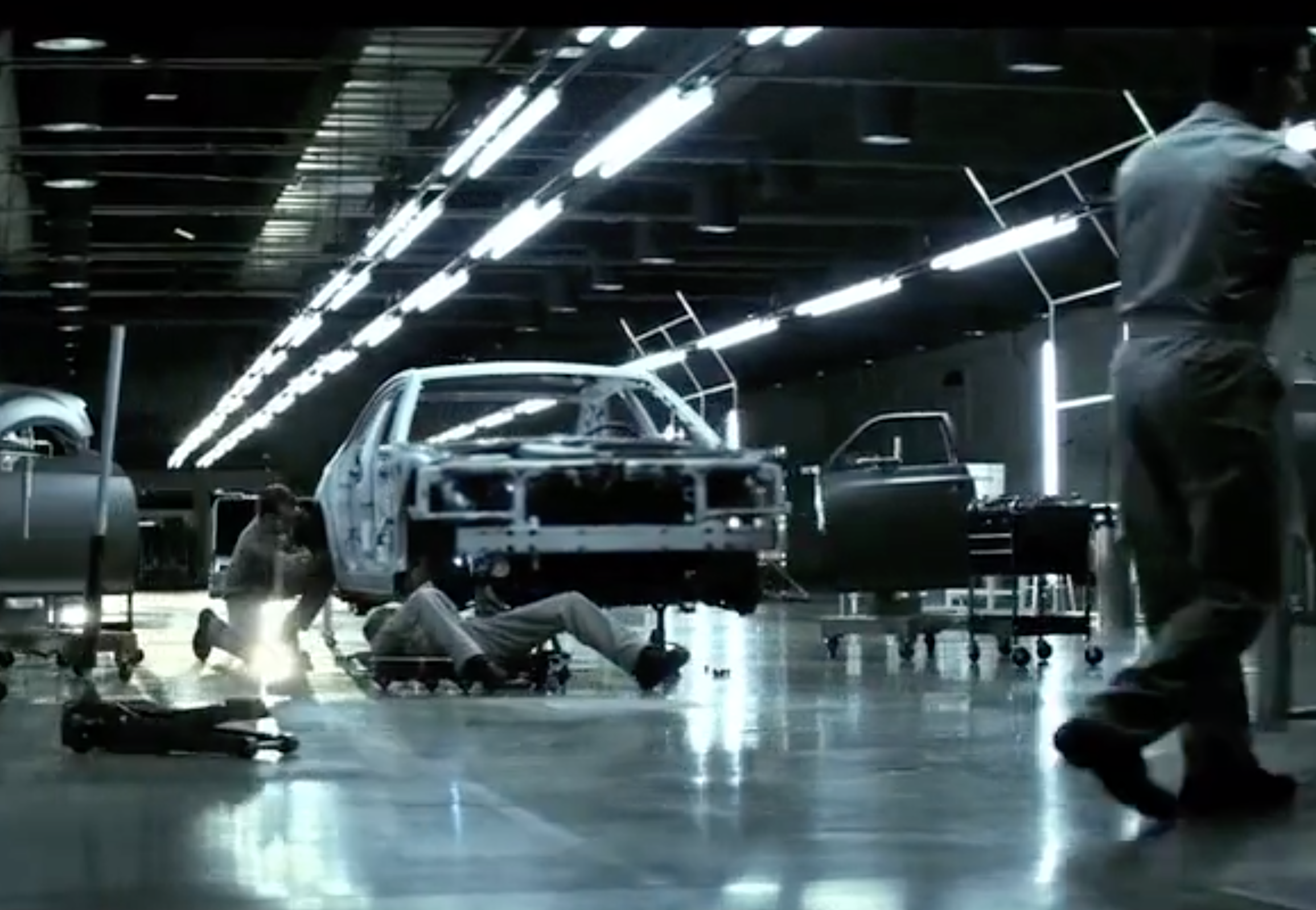 CHRYSLER 300 DARK KNIGHT 