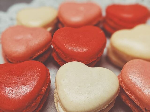 Do you even love your Valentine if you don't get them Heart Macarons?? There's no better way to say &quot;I love you&quot; than a dozen of these adorable cookies 🥰

Best macarons in town!!