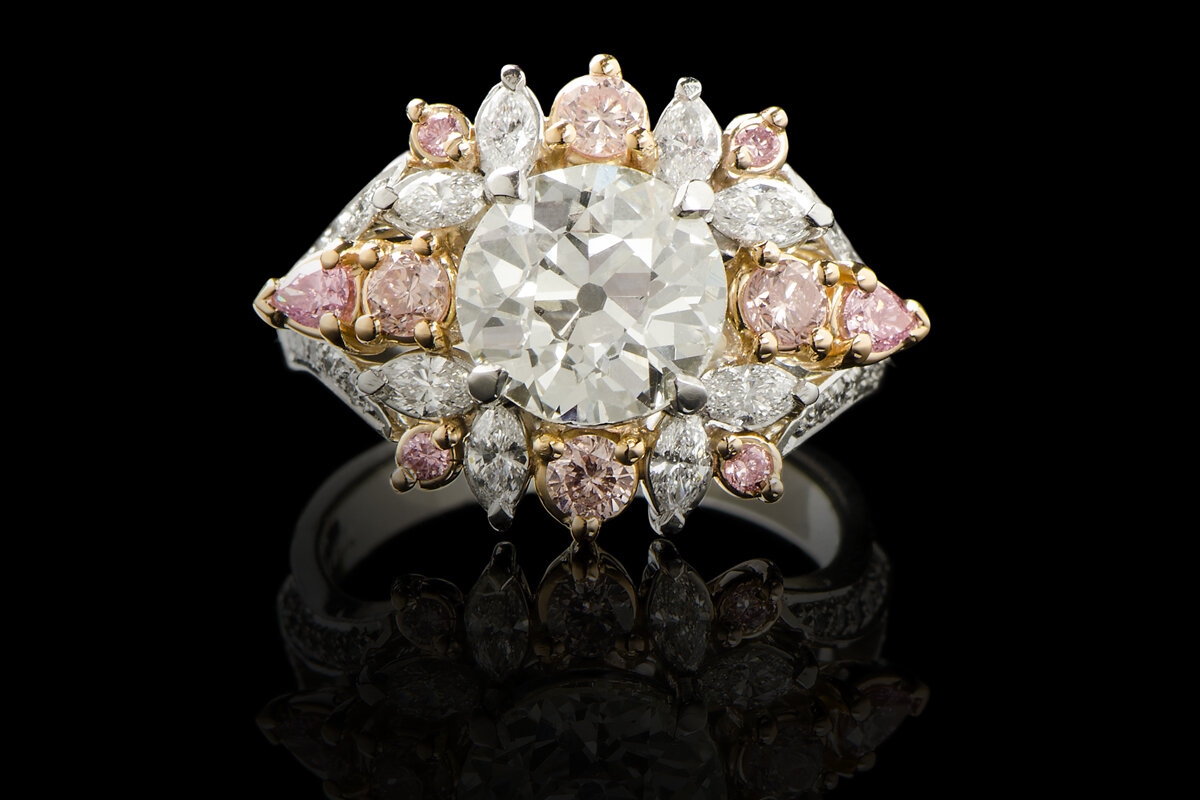 Object art Diamond ring pink white.jpg