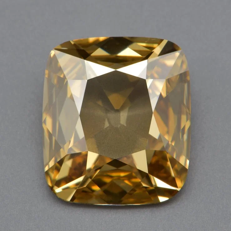 Cushion, Brilliant, 2.76ct, Fancy brown yellow