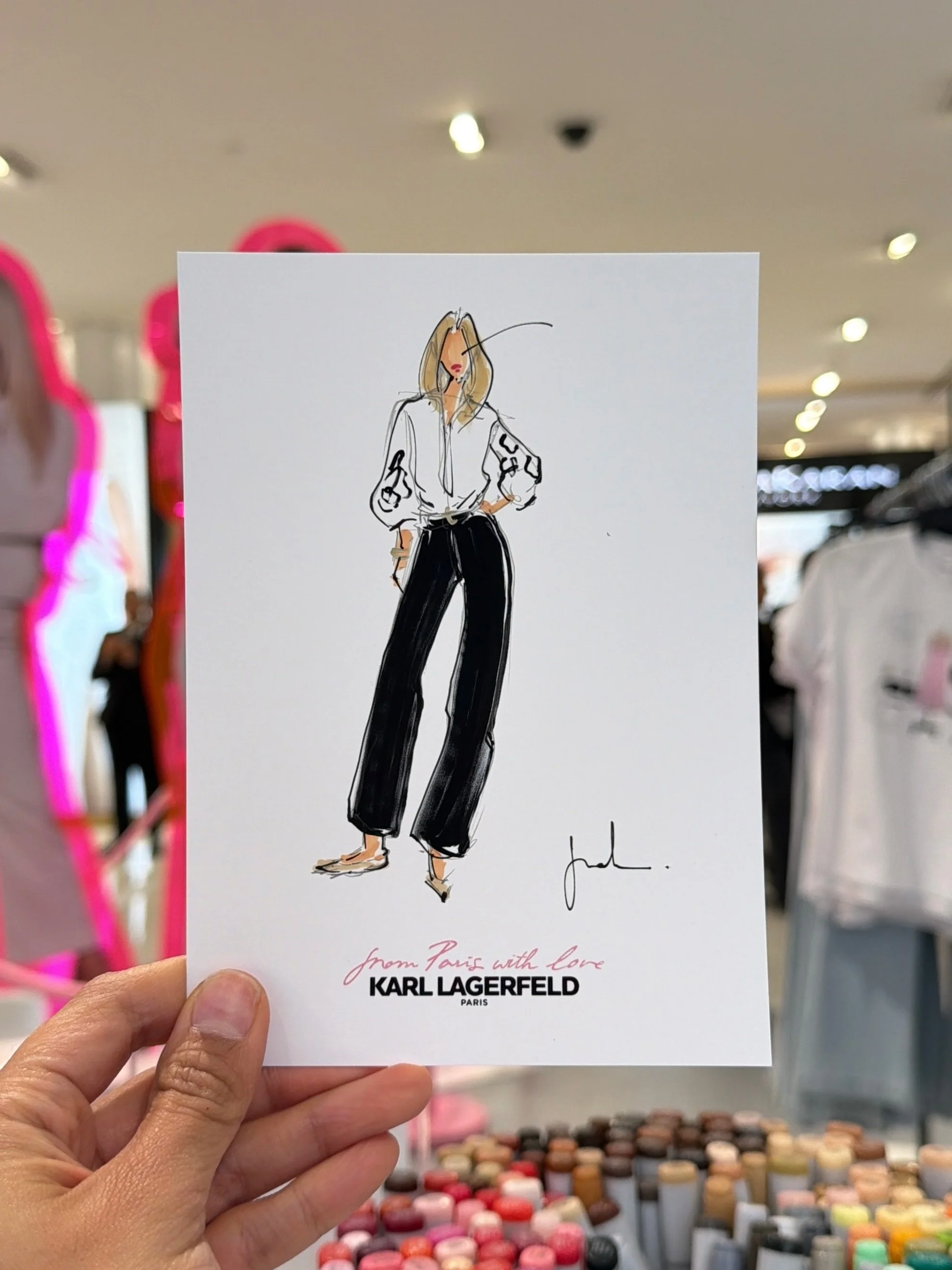 Live Fashion Sketches for @karllagerfeld x @parishilton collection ✍🏽🩷

#liveillustrator #liveillustration #fashionillustrator #fashionillustration