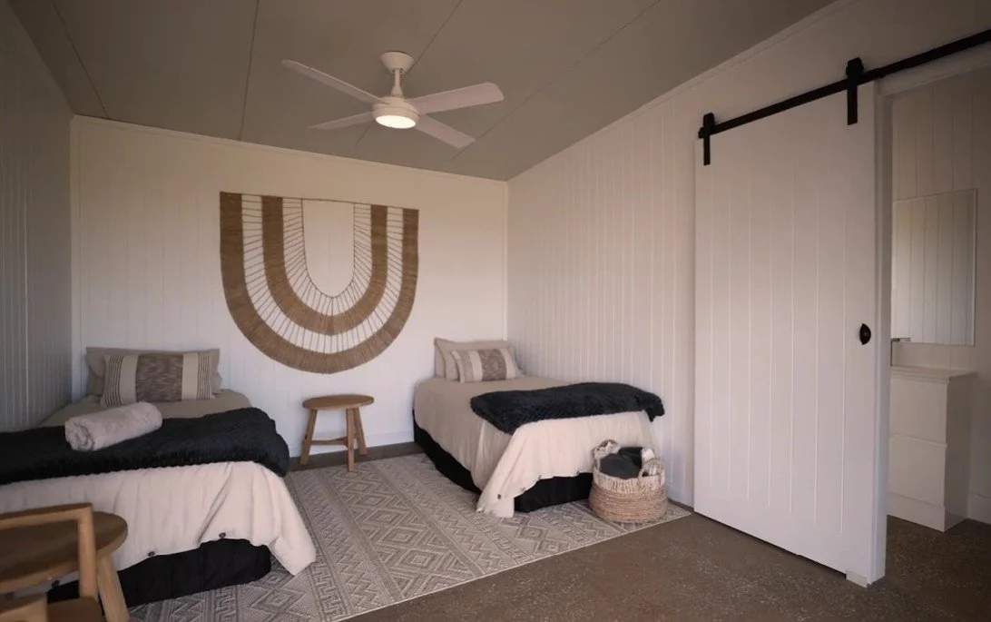 villa single beds.jpg