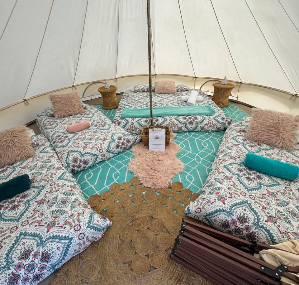 glamping 4 beds.png