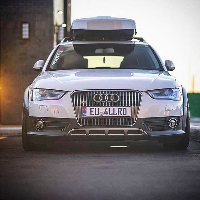 #frontendfriday 🚘 @tech3six 
#audi #audiavant #audiallroad #audia4allroad #b8drivers #b8a4avant #maplesyrup🍁 #canadaland #thule #thulecrew #thuleracksystems #vossenwheels #vossencrew #audiclubna #audiclubcanada #ilikeyourbox #wagonsdaily #avantober