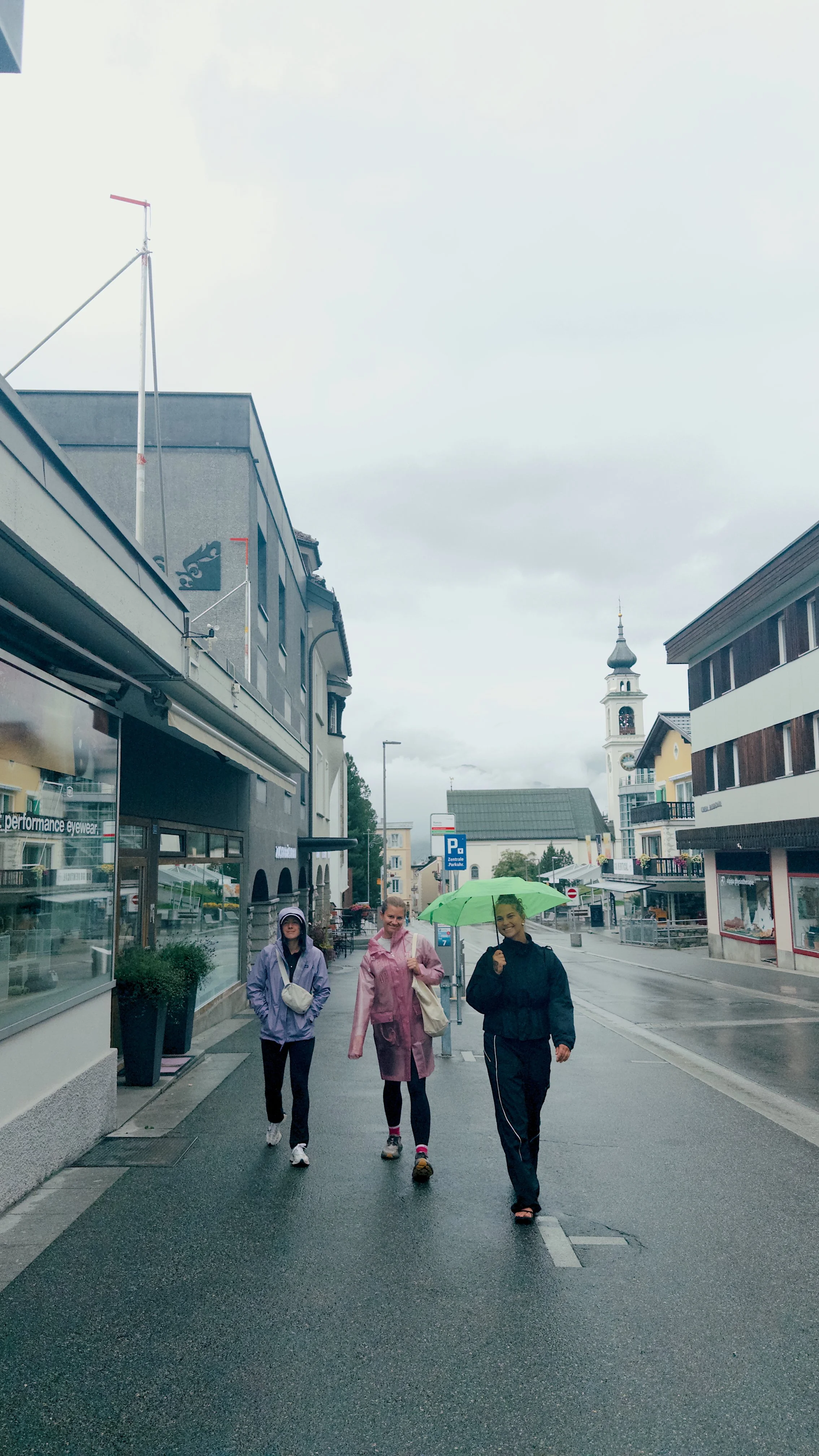 PHLOW_PHOTO_20250829_2143_0001 2.JPEG