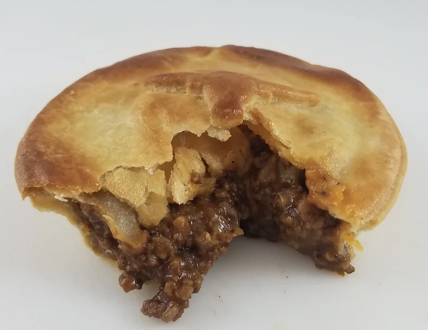 Minced Beef & Cheddar Pie
