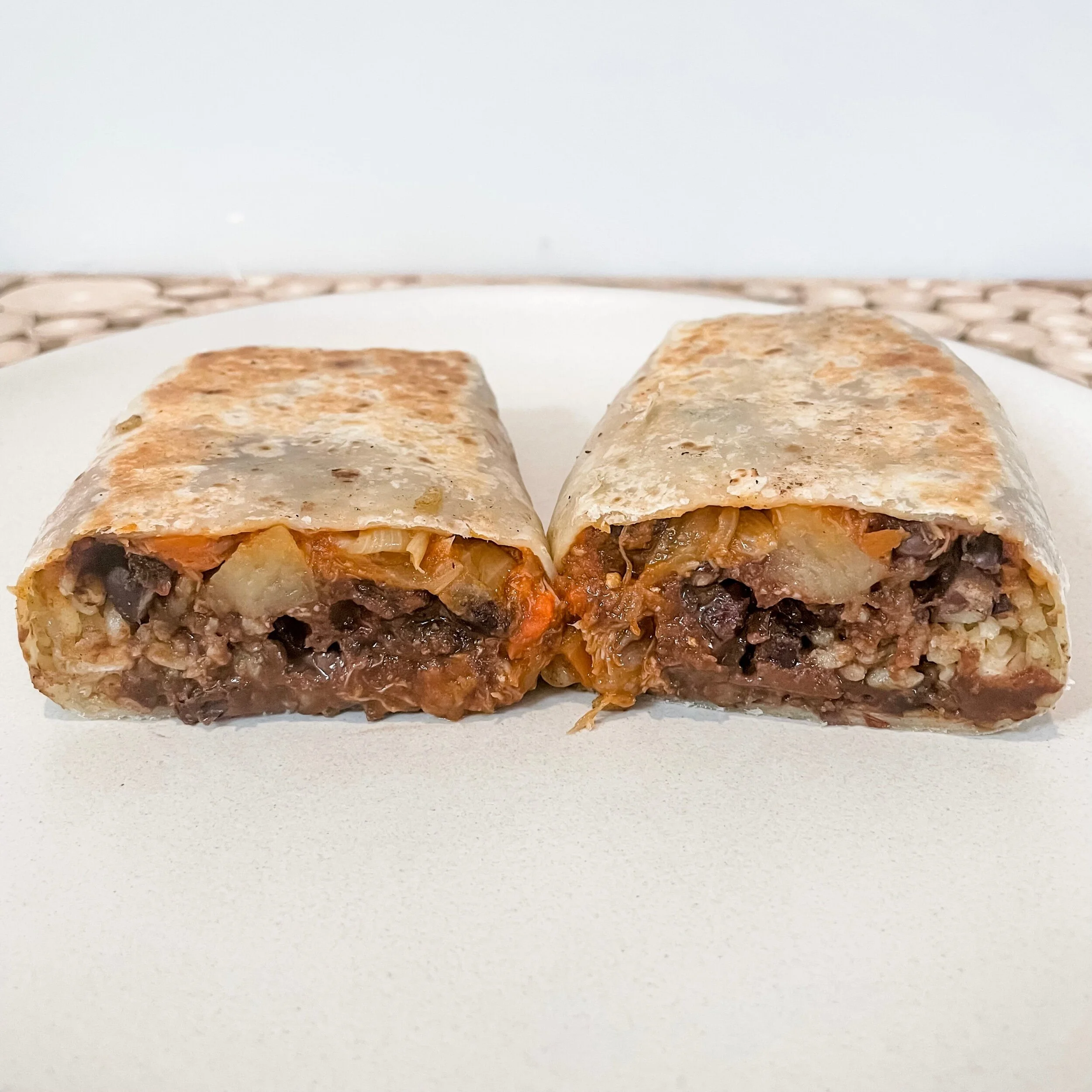 E2235B96-63DC-439A-B0C6-00DD992219C7