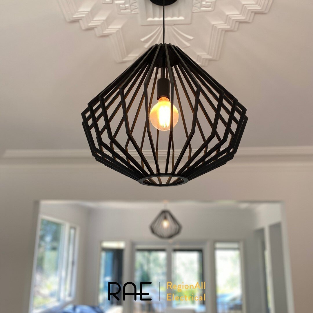 ✨The definition of 'Lit'✨✨✨⠀⠀⠀⠀⠀⠀⠀⠀⠀
This house has the most amazing natural light and these pendants add just the right amount of aesthetic