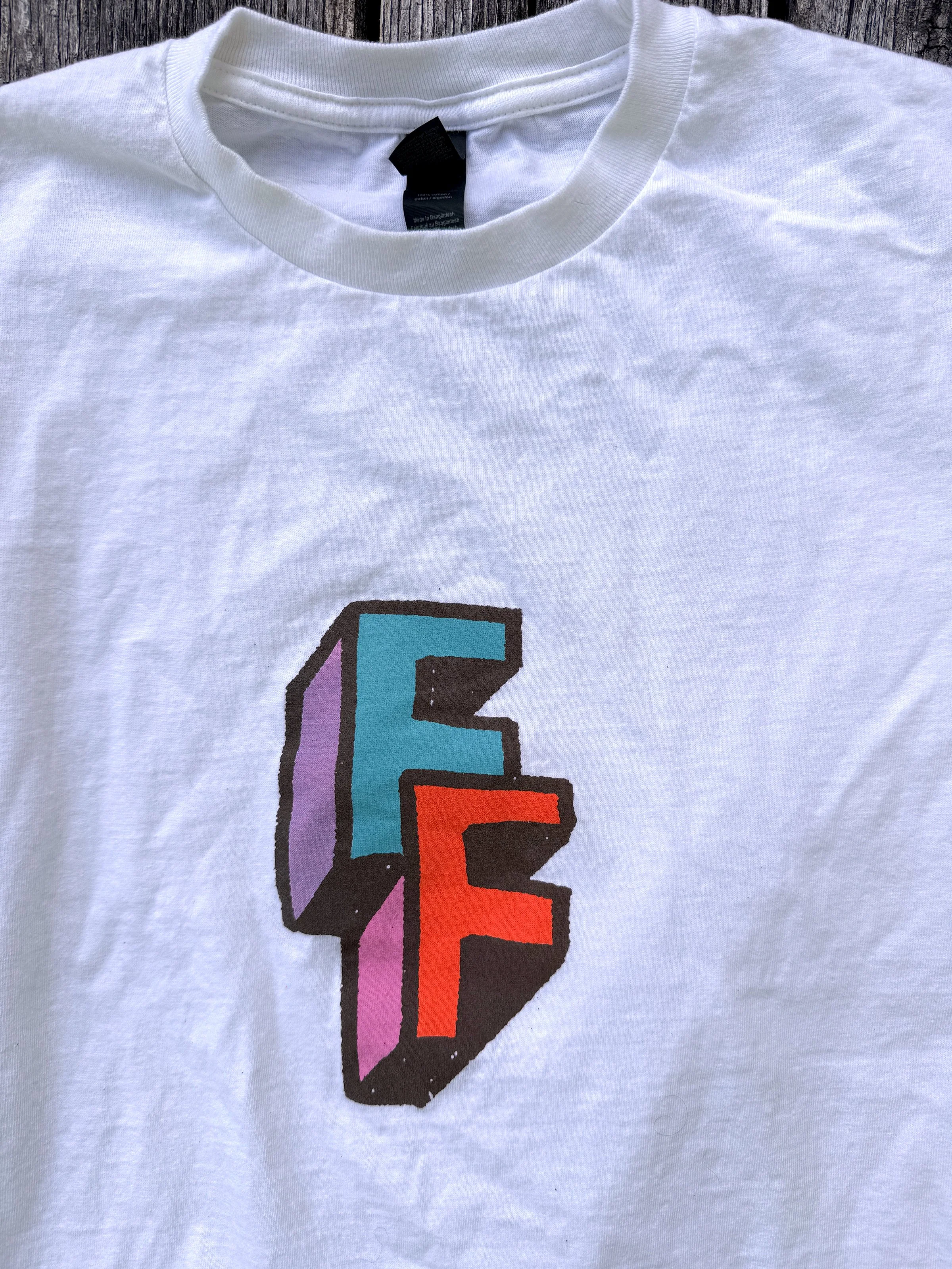 ff detail tee.JPG