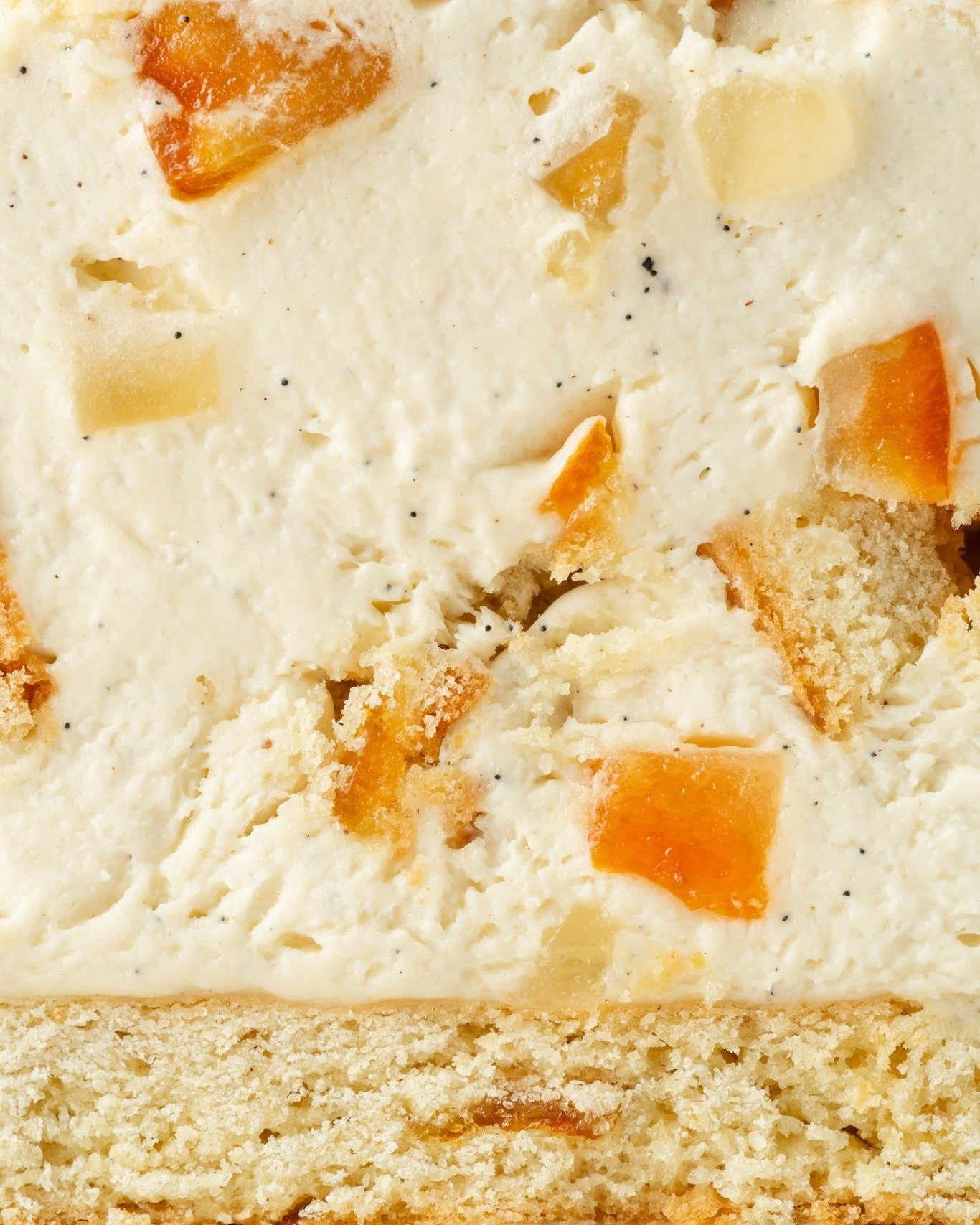 L&eacute;g&egrave;re, douce, presque a&eacute;rienne&hellip; la B&ucirc;che Nuage r&eacute;invente notre iconique Suisse Maison Nivon dans une cr&eacute;ation qui m&ecirc;le h&eacute;ritage et d&eacute;licatesse.

Un biscuit Suisse d&eacute;licat, un