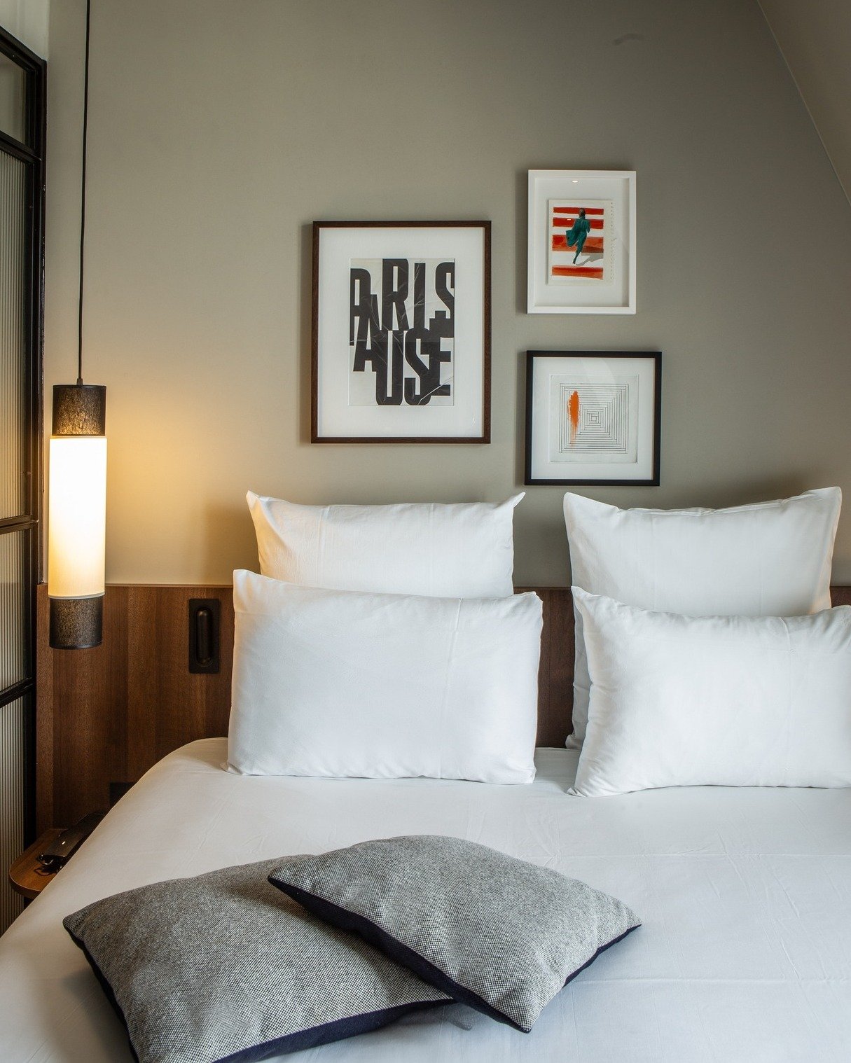 Your cosy escape across from Gare du Nord.

Discover our Winter offer on our website - book until the 28th december and take advantage of 15% off your stay!

#flanelleshotel #HotelFlanelles #eurostarparis #hotelgaredunord #fl&acirc;ner&agrave;paris #