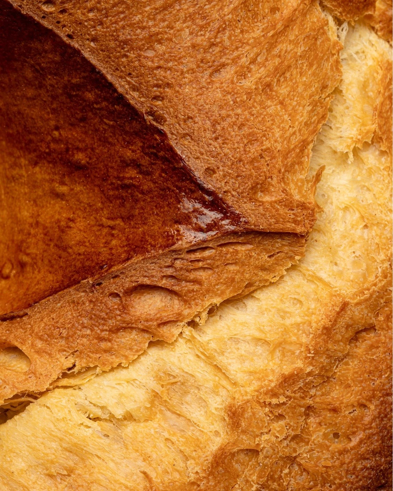 La Pogne, notre &eacute;ternel printemps 🌸

Une couronne dor&eacute;e, une mie moelleuse, ce parfum d&eacute;licat de fleur d&rsquo;oranger&hellip;
Depuis 1856, la Pogne fait battre le c&oelig;ur des gourmands dr&ocirc;mois 💛

Chez Maison Nivon, el