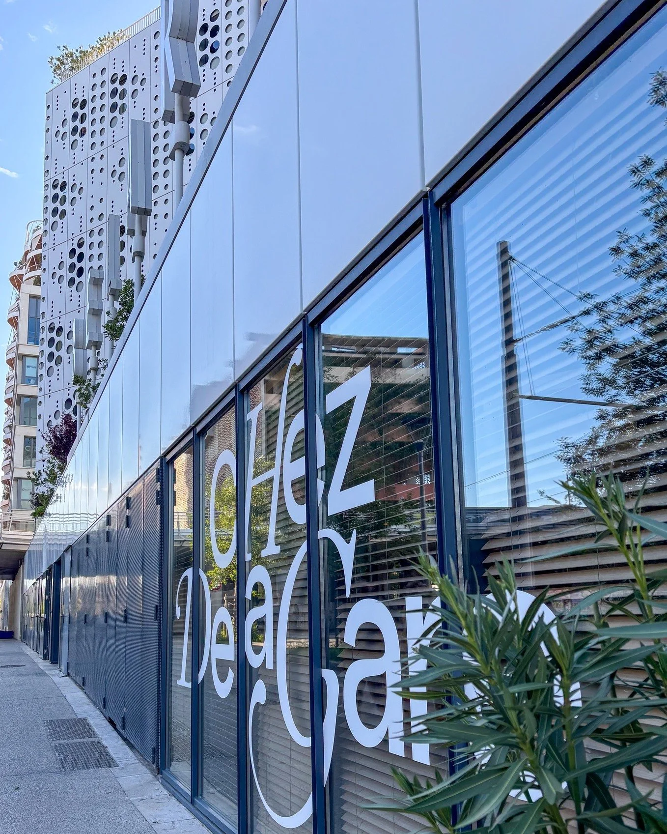 Restaurant Chez Delagare - Bistrot Montpellier : notre Brasserie moderne 🌞 

Venez nous retrouver aux horaires suivants :

🕒 Lundi- Samedi :
12:00 - 14:00 | 19:30 - 22:00

🕒 Dimanche : 11:30 - 14:00 BRUNCH

&Agrave; tr&egrave;s vite pour une exp&e