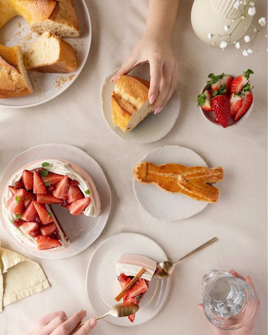 🌸 Aujourd&rsquo;hui, le printemps est de retour.
Chez Maison Nivon, cette saison a toujours une saveur particuli&egrave;re : celle du printemps &eacute;ternel, des traditions qui traversent le temps et des gourmandises qui rassemblent autour de la t