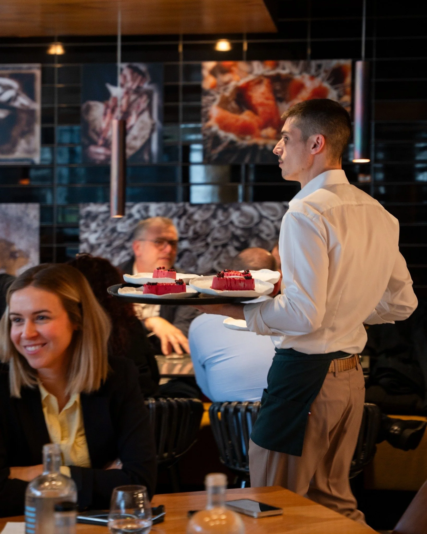 Chez Delagare - Bienvenue dans notre brasserie moderne et vivante. 🔥🍽️🌈

 

#belafood #chezdelagare #chezdelagaremontpellier #montpellierfood #montpellier #BrasserieModerne #montpellierfrance #belaroia #montpelliernow #brasseriemoderne #Mattina #C