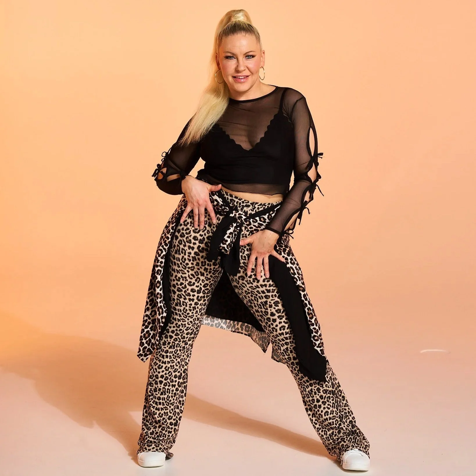 Commercial dance, open level