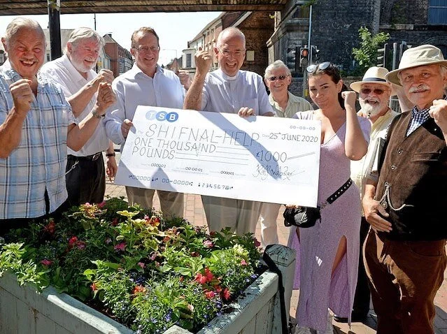 Great news from Idsall Lodge, No. 7133

https://www.shropshirestar.com/news/local-hubs/telford/shifnal/2020/06/27/community-group-helping-vulnerable-shifnal-people-receives-1000-boost-from-returning-freemasons/