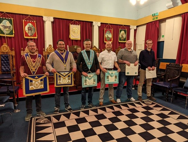 tibl.aprons.JPG